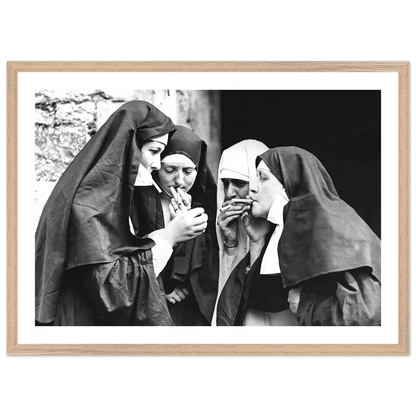 Tableau Nonne Qui Fume - La Maison Du Tableau