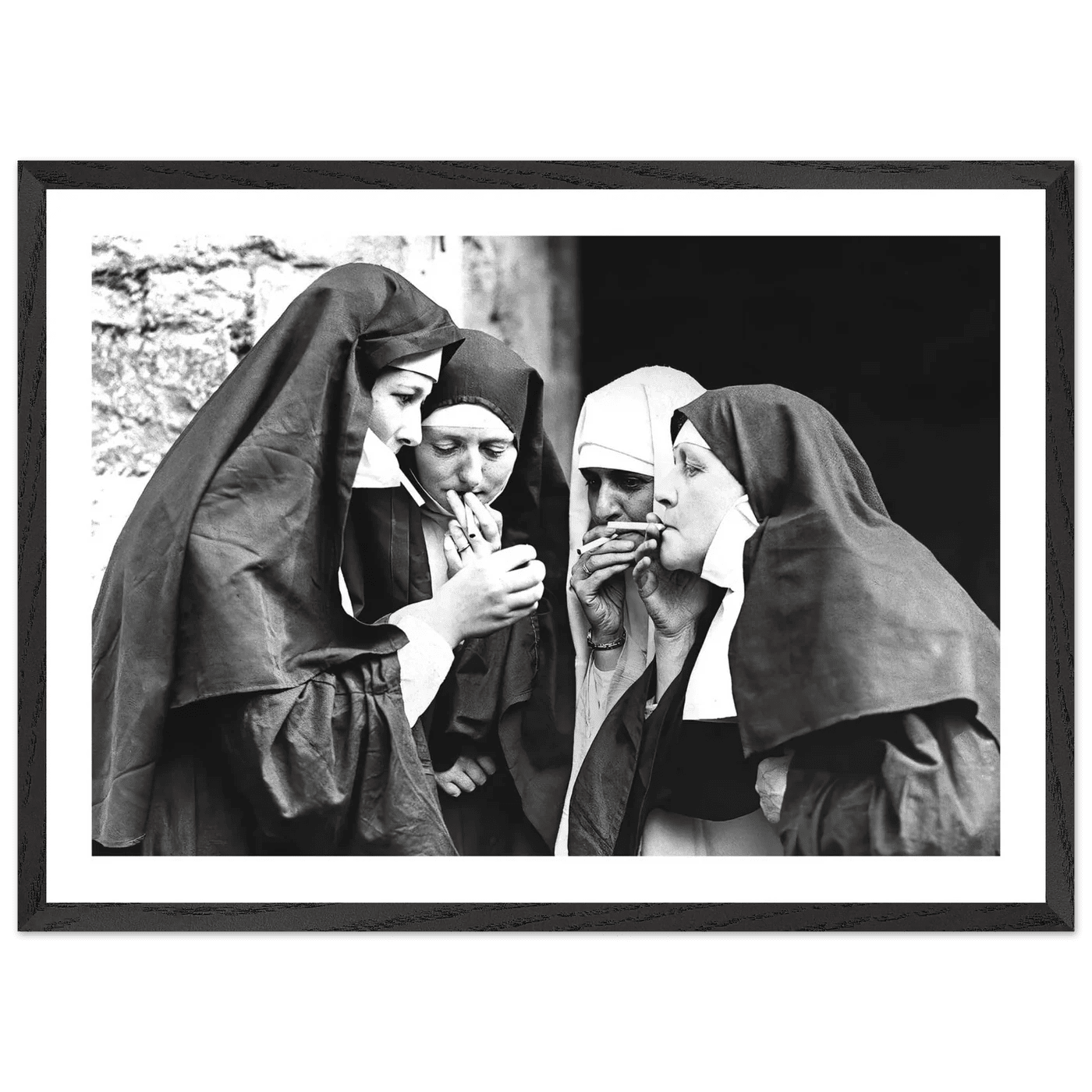 Tableau Nonne Qui Fume - La Maison Du Tableau