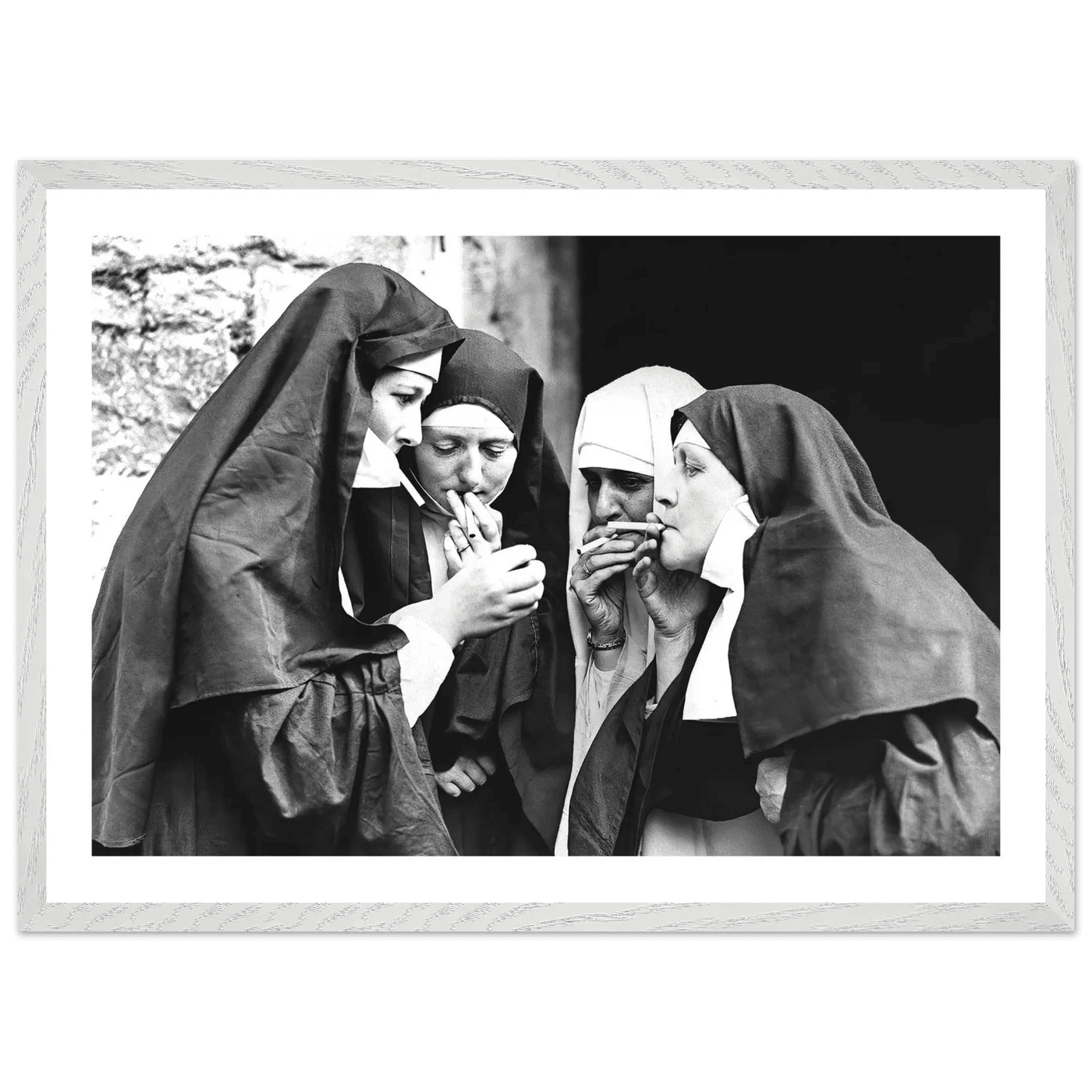 Tableau Nonne Qui Fume - La Maison Du Tableau