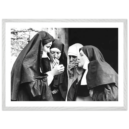 Tableau Nonne Qui Fume - La Maison Du Tableau